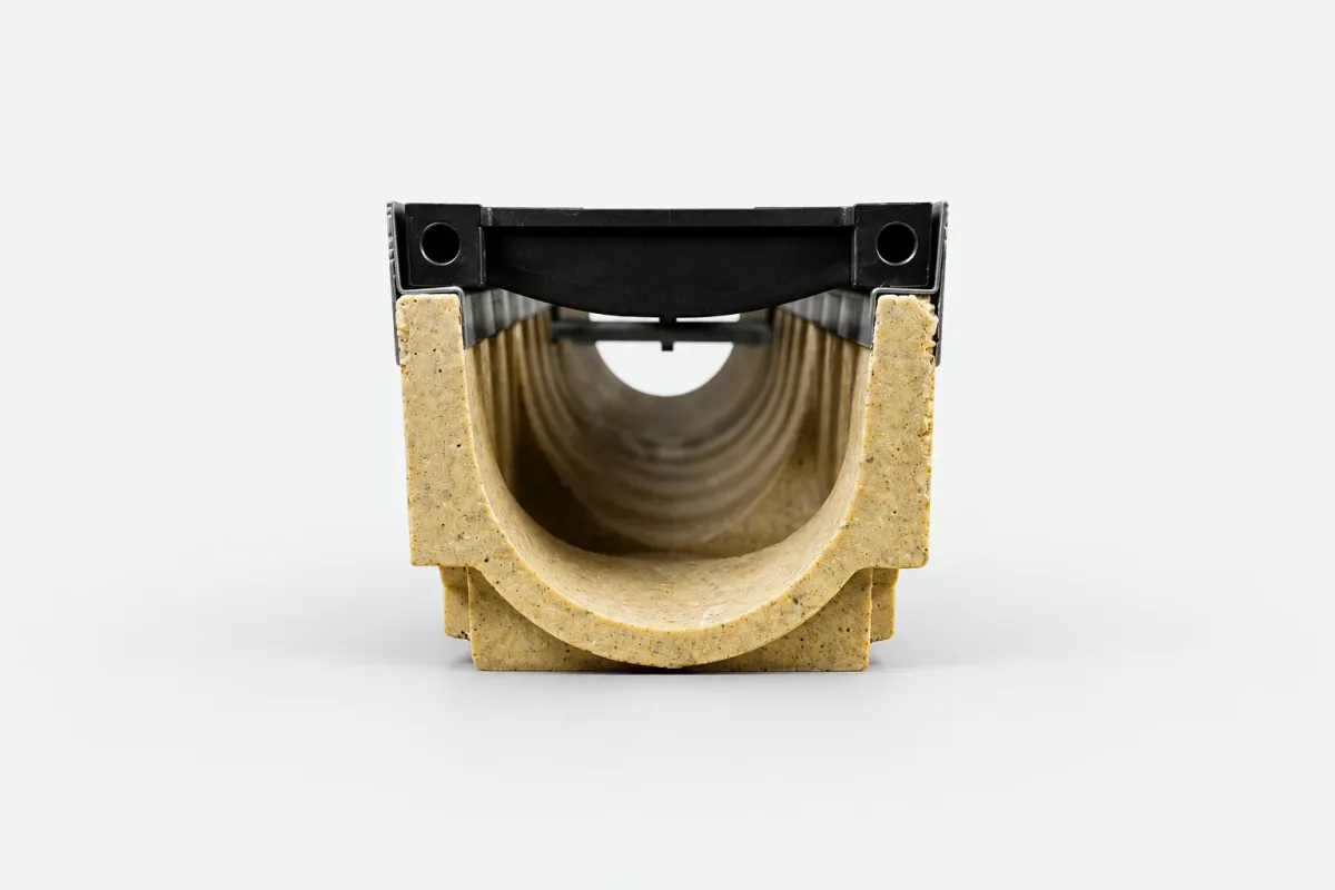 Odwodnienie z szyną  ST-100 wys.9,8cm z Kratką Plastikową BP-125 